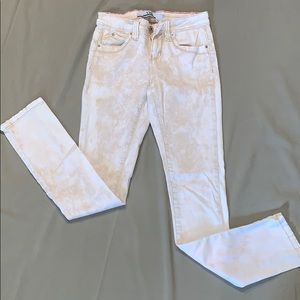 Skinny Jeans. Cream color with a Pink tint.